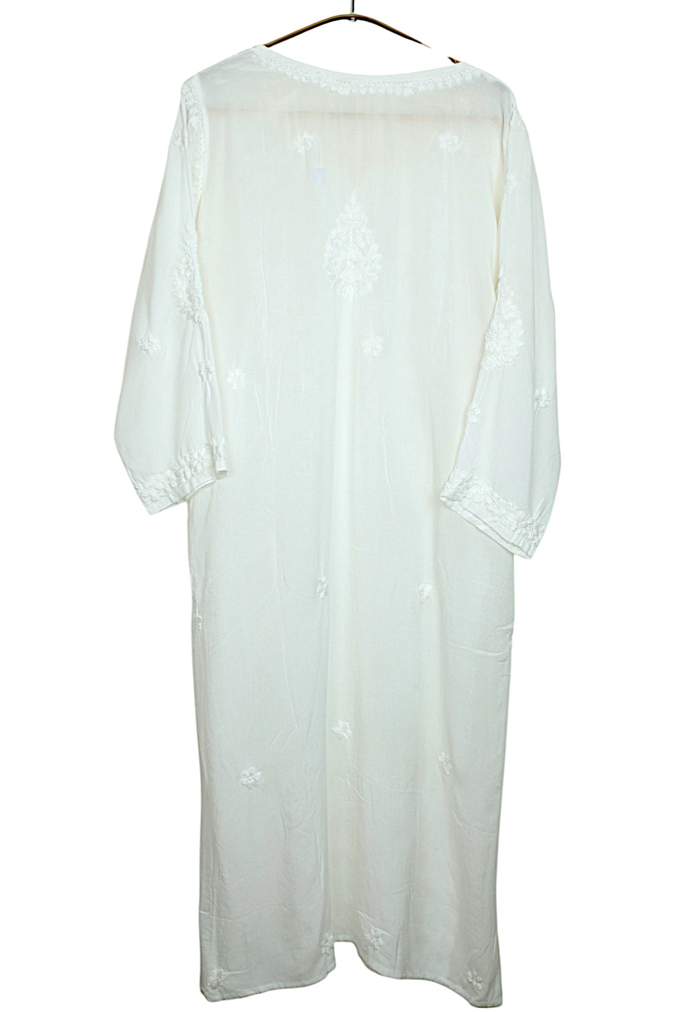 WHITE MODAL LONG KURTA WITH 3D CHIKANKARI