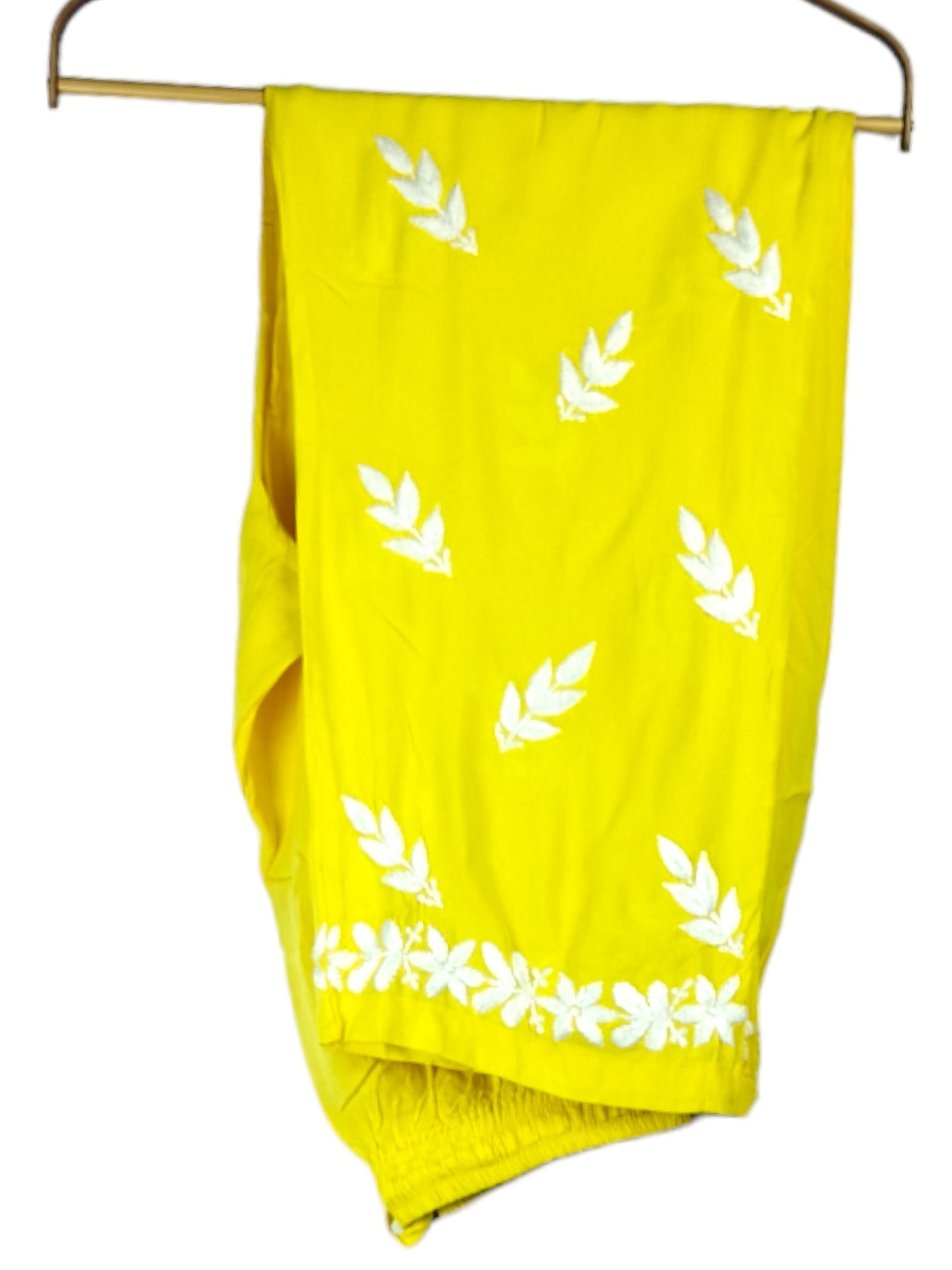 RABIA YELLOW KURTA SET WITH FLORAL CHIKANKARI