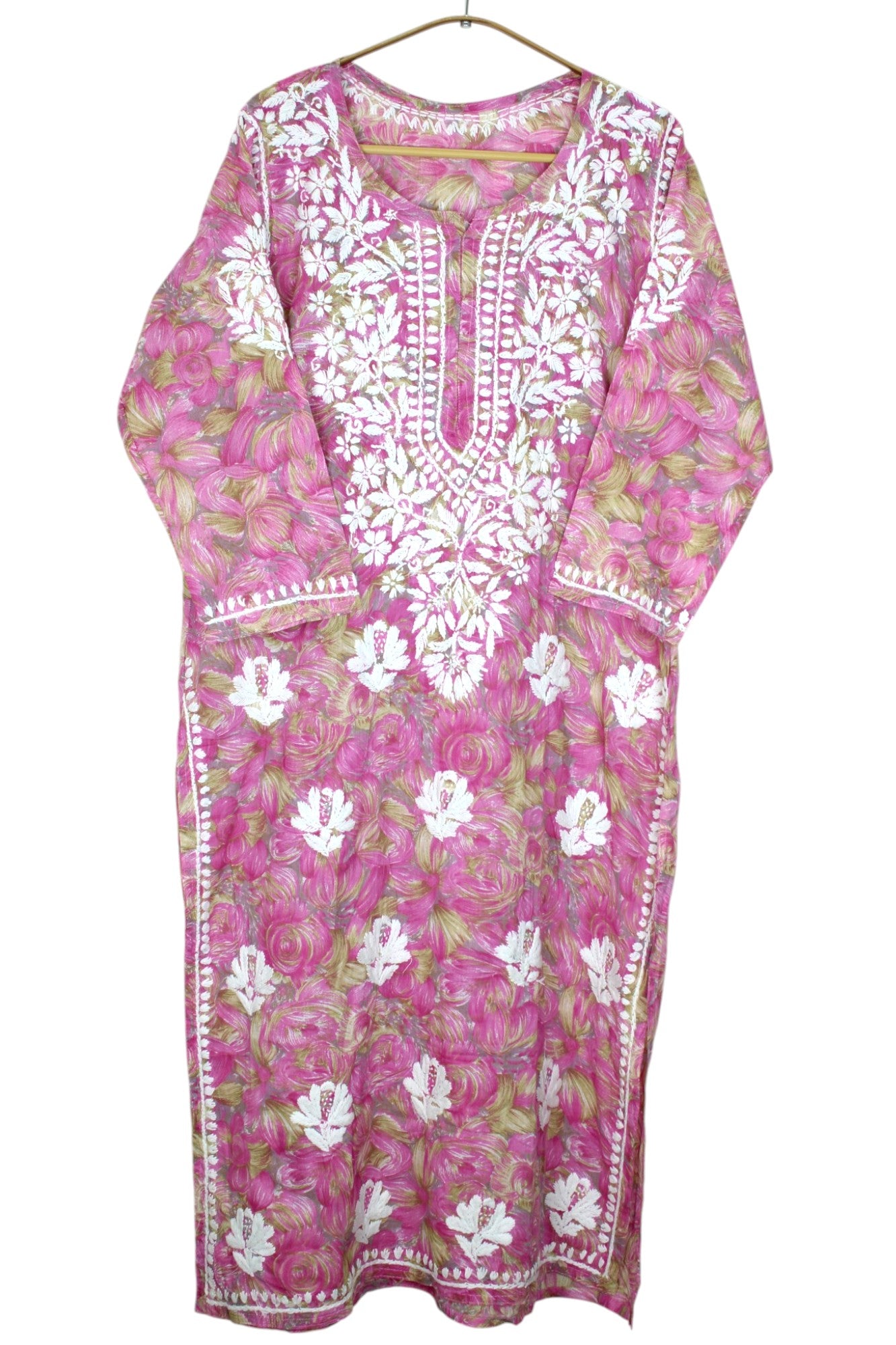 LIYANA PINK MULMUL LONG KURTA WITH 3D CHIKANKARI