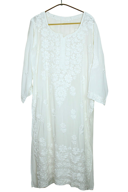 WHITE MODAL LONG KURTA WITH 3D CHIKANKARI