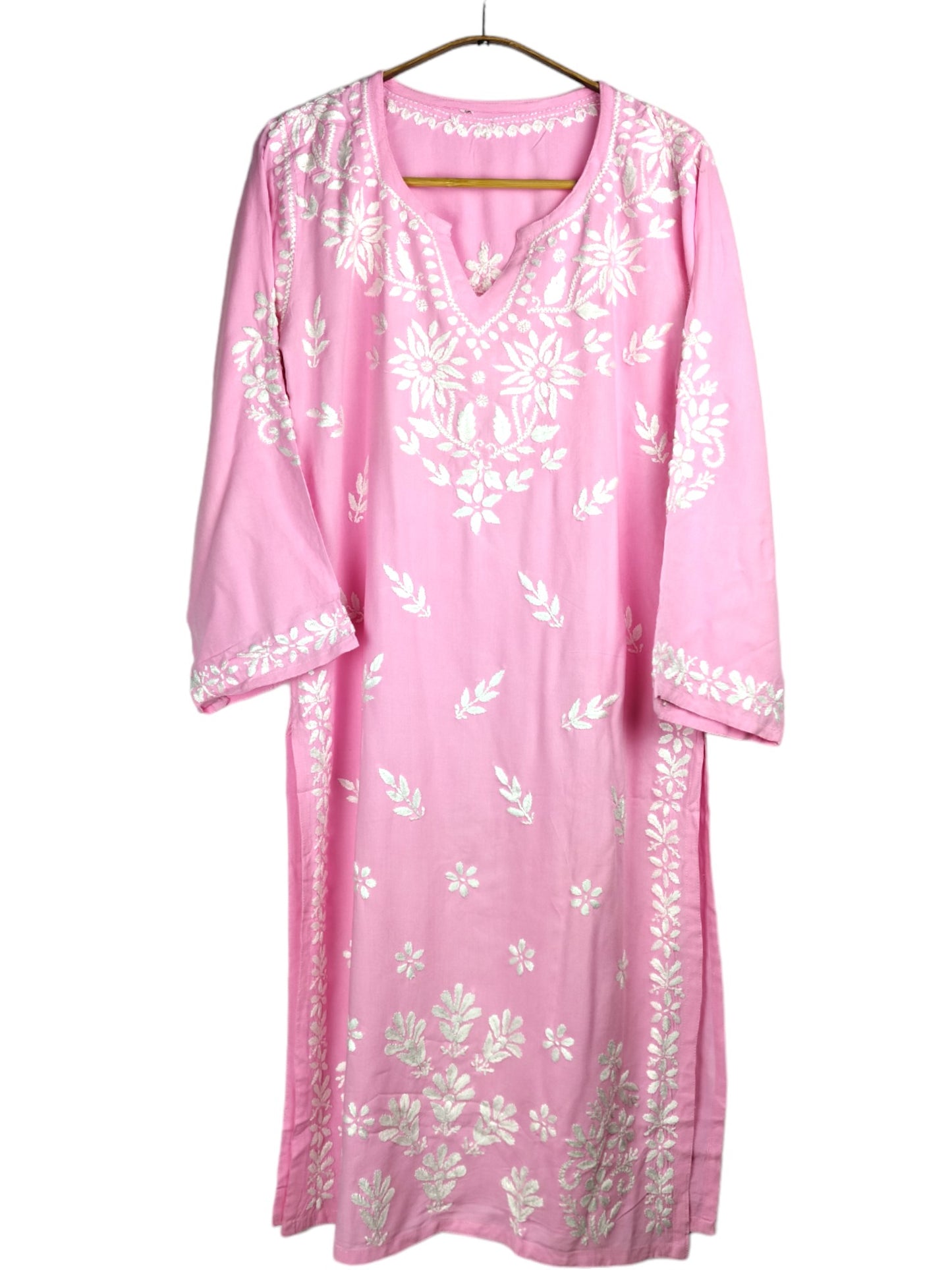 BABY PINK KURTA SET WITH FLORAL CHIKANKARI