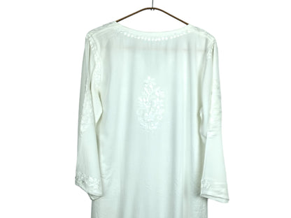 WHITE KURTA SET WITH FLORAL CHIKANKARI
