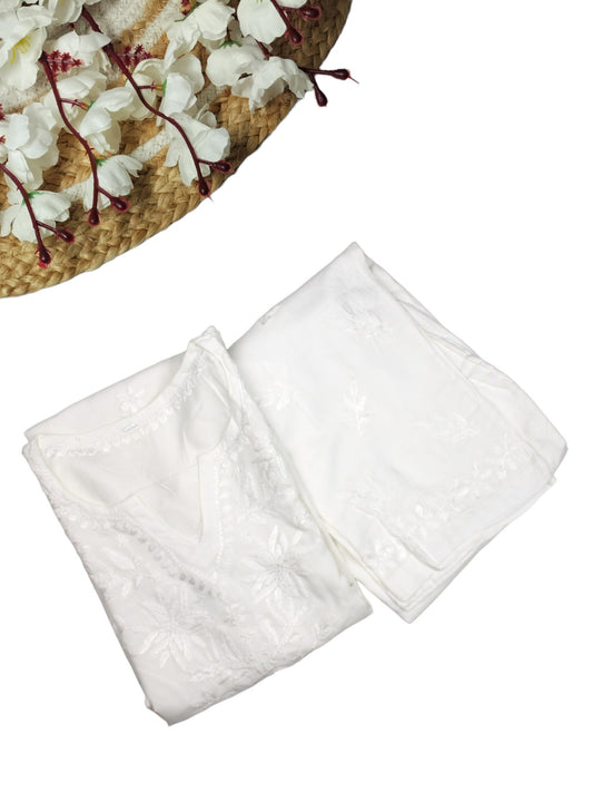 WHITE KURTA SET WITH FLORAL CHIKANKARI